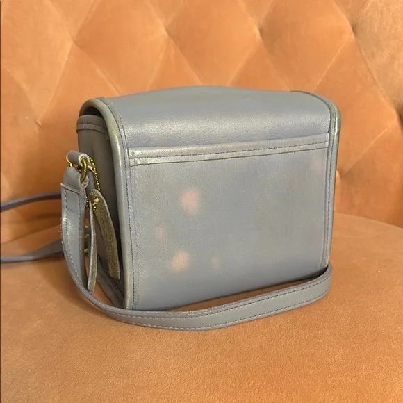 Coach Vintage Emmie 9018 Bag in Periwinkle - Picture 2 of 13